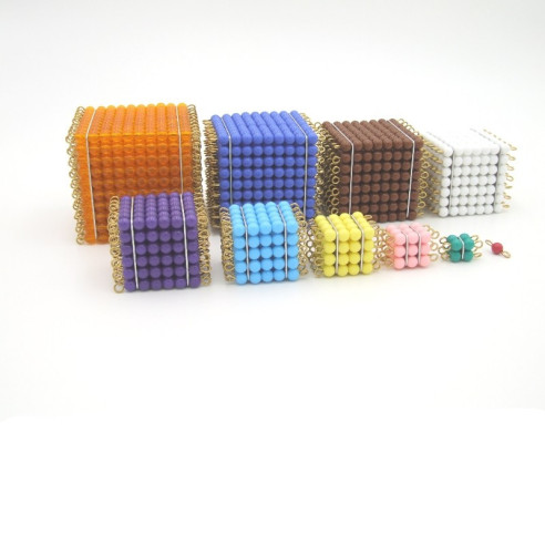 Cubes de perles colorées Montessori