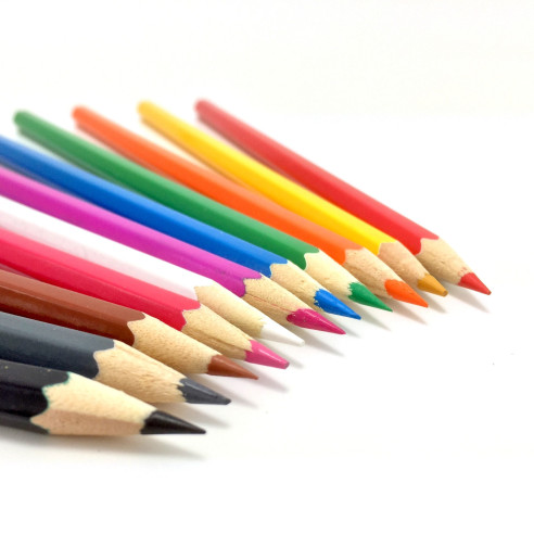 11  crayons de couleurs montessori