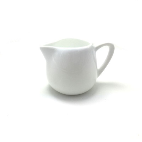 Pichet blanc 70ml en porcelaine blanche pour les exercices de versé dans la vie pratique Montessori.