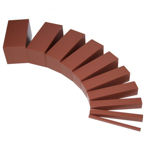 Escalier marron montessori