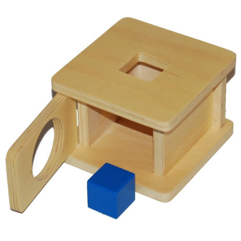 Boite à forme avec cube Montessori